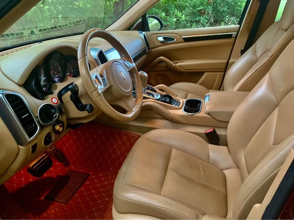 2012 Porsche 958 Cayenne - Image 7 of 15