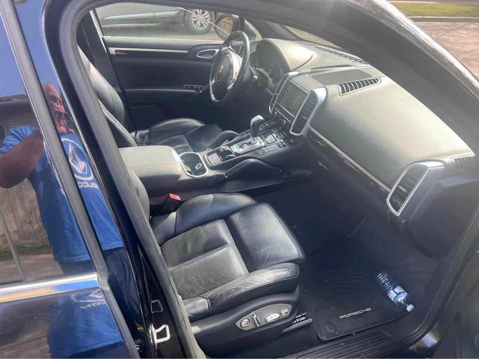 2012 Porsche 958 Cayenne - Image 6 of 9