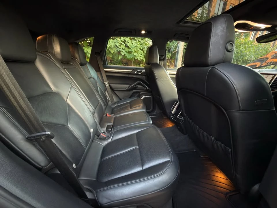 2012 Porsche 958 Cayenne - Image 16 of 18
