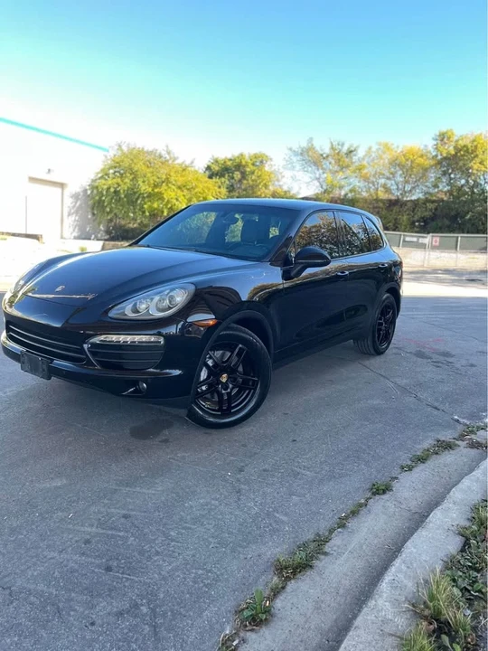 2012 Porsche 958 Cayenne S - Image 2 of 18