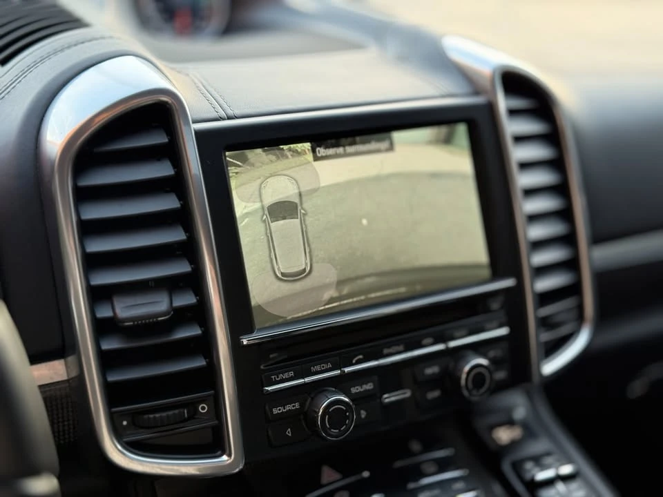 2012 Porsche 958 Cayenne - Image 10 of 18
