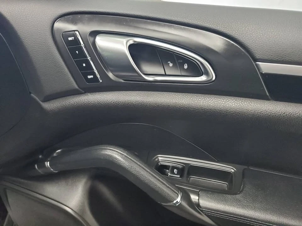 2012 Porsche 958 Cayenne - Image 15 of 19
