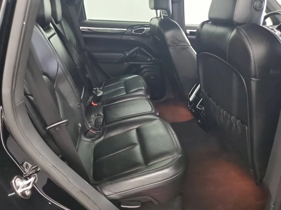 2012 Porsche 958 Cayenne - Image 16 of 19