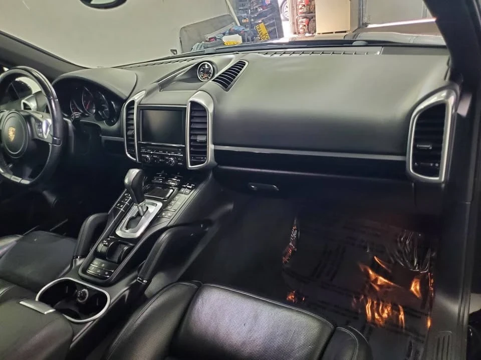 2012 Porsche 958 Cayenne - Image 13 of 19