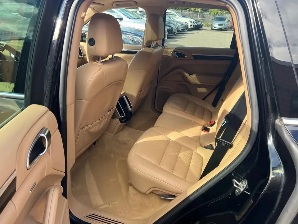 2012 Porsche 958 Cayenne - Image 10 of 20