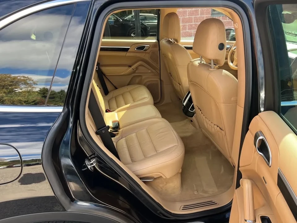 2012 Porsche 958 Cayenne - Image 13 of 20