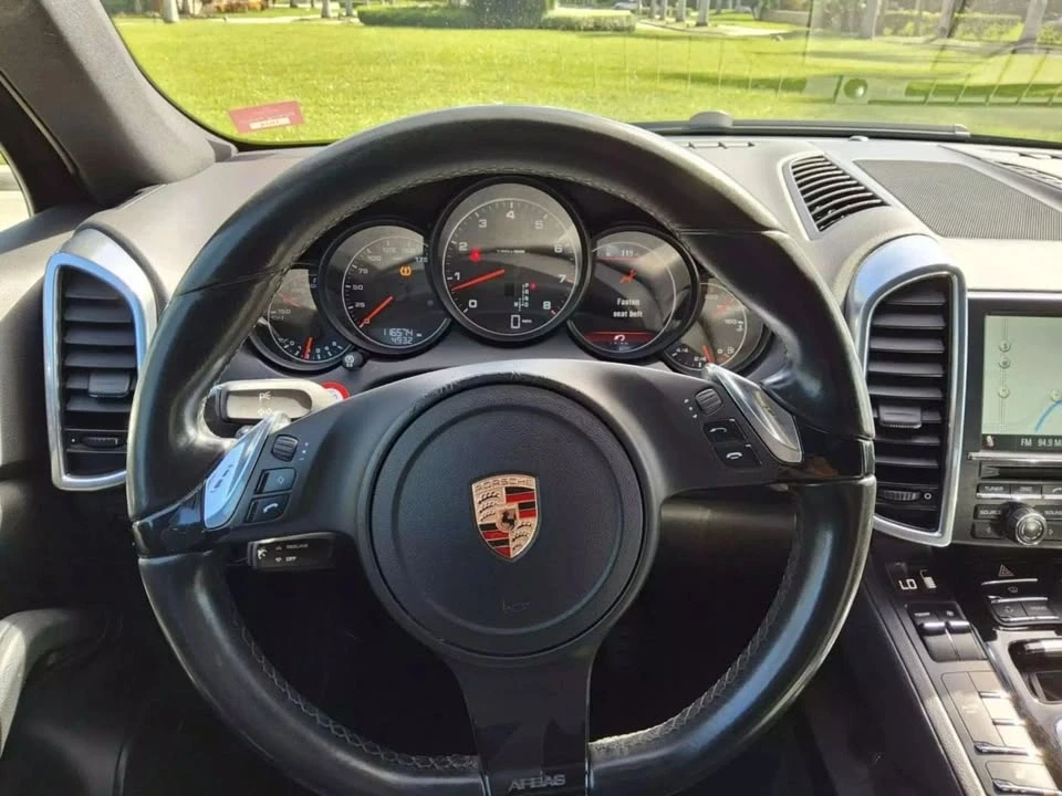 2012 Porsche 958 Cayenne - Image 13 of 20