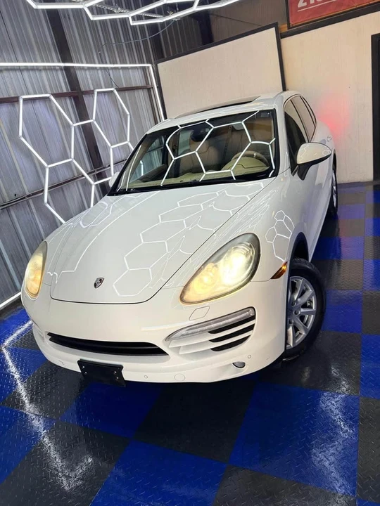 2012 Porsche 958 Cayenne - Image 3 of 13