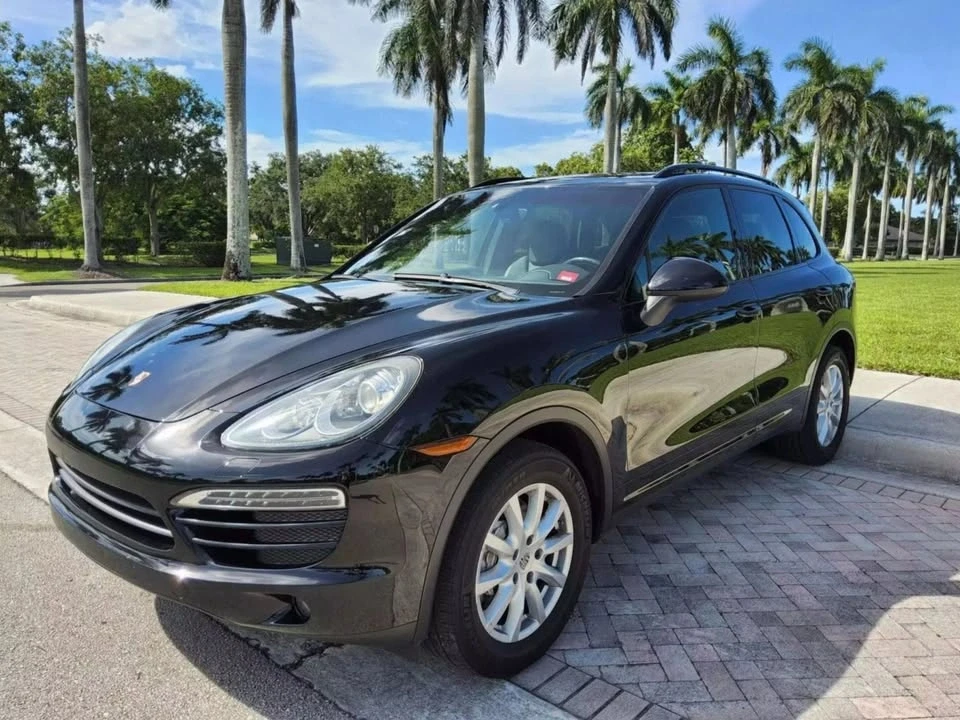 2012 Porsche 958 Cayenne - Image 2 of 20