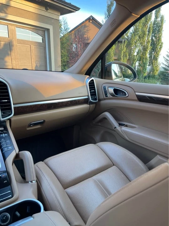2012 Porsche 958 Cayenne - Image 9 of 15