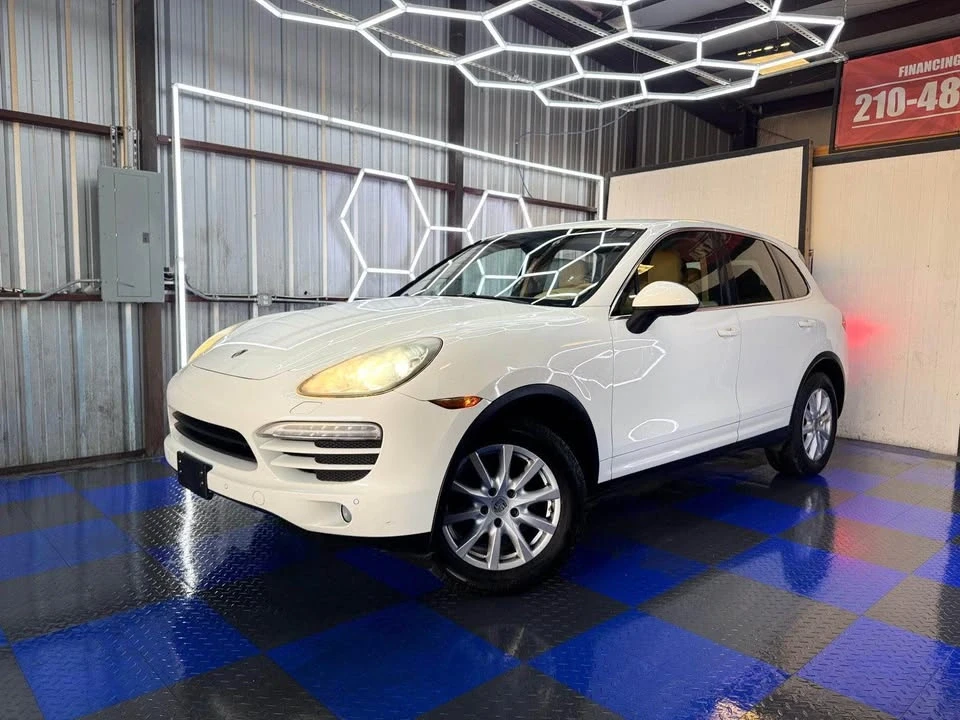 2012 Porsche 958 Cayenne - Image 3 of 12