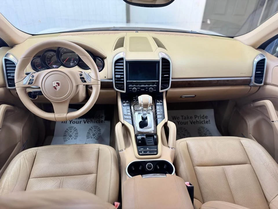 2012 Porsche 958 Cayenne - Image 3 of 12
