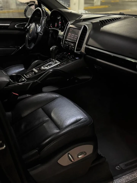 2012 Porsche 958 Cayenne - Image 7 of 8