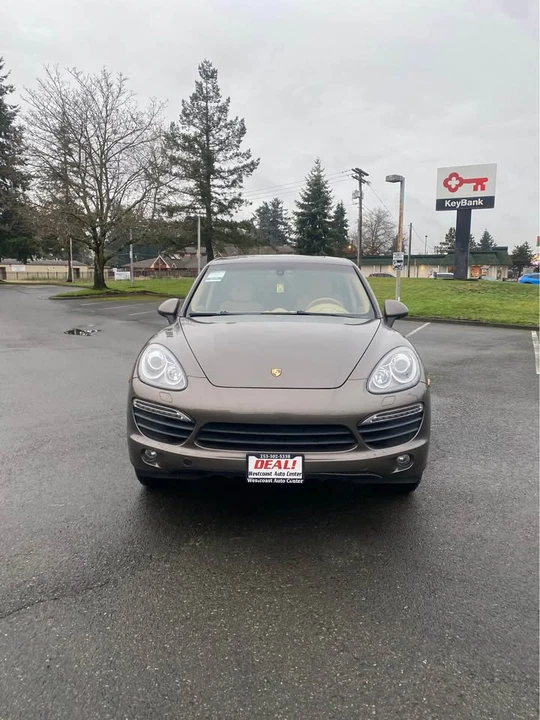 2012 Porsche 958 Cayenne - Image 2 of 12