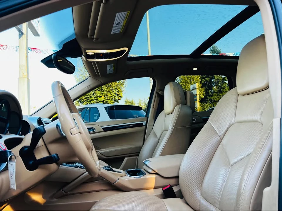 2012 Porsche 958 Cayenne - Image 11 of 13