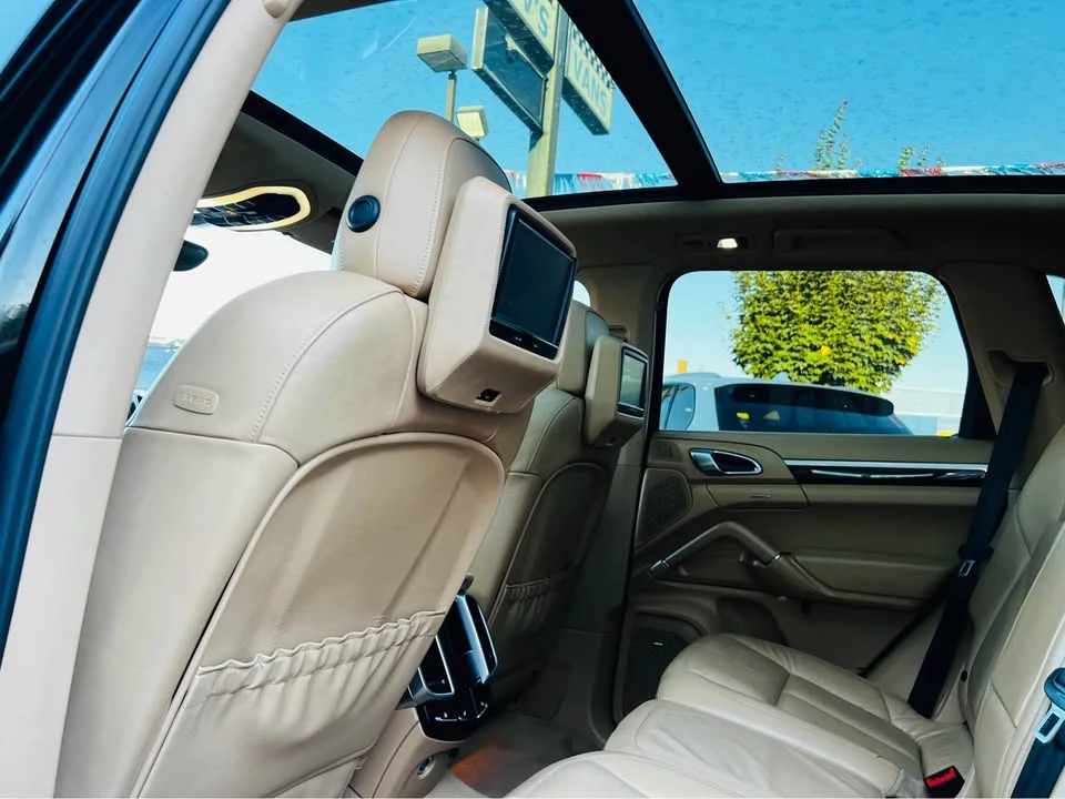 2012 Porsche 958 Cayenne - Image 8 of 13