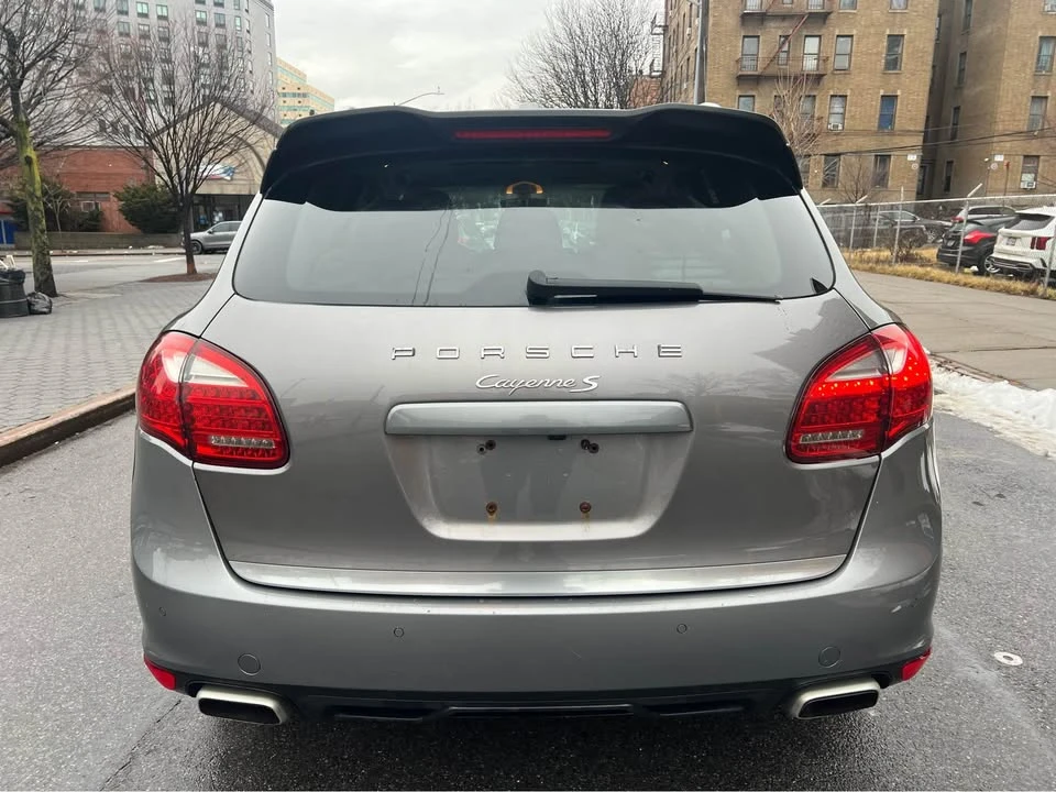 2012 Porsche 958 Cayenne - Image 5 of 10