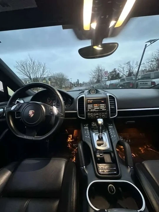 2012 Porsche 958 Cayenne - Image 17 of 19