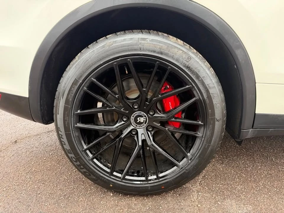 2012 Porsche 958 Cayenne - Image 11 of 20