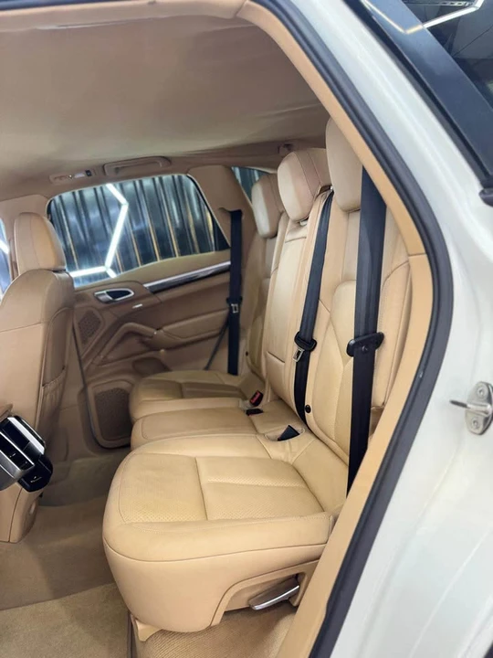 2012 Porsche 958 Cayenne - Image 6 of 10