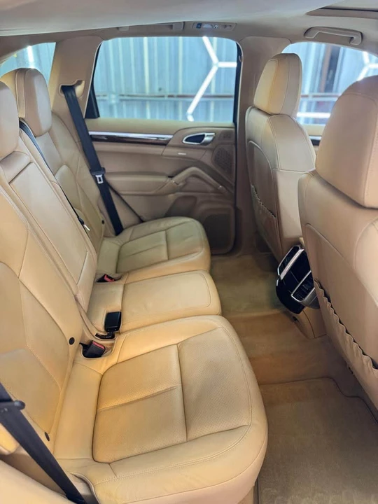 2012 Porsche 958 Cayenne - Image 8 of 15