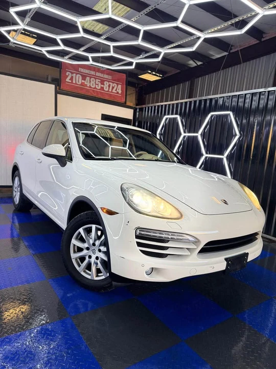 2012 Porsche 958 Cayenne - Image 3 of 15