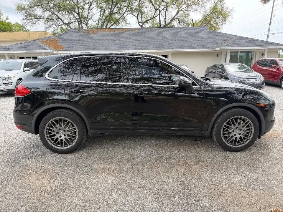 2012 Porsche 958 Cayenne - Image 6 of 16