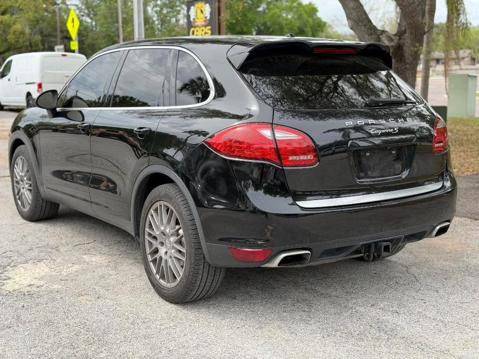 2012 Porsche 958 Cayenne - Image 3 of 16