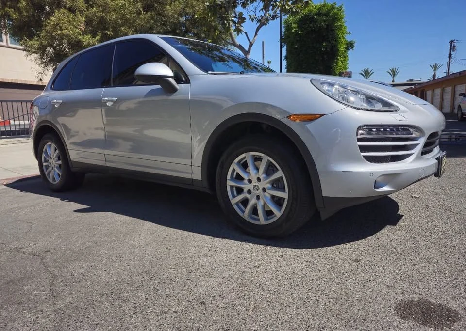 2012 Porsche 958 Cayenne - Image 4 of 10