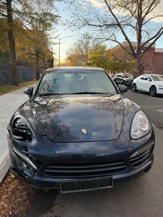 2012 Porsche 958 Cayenne - Image 3 of 11
