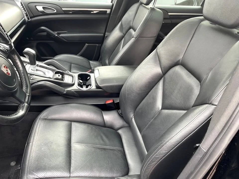 2012 Porsche 958 Cayenne - Image 6 of 13