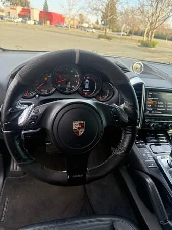 2012 Porsche 958 Cayenne - Image 8 of 15