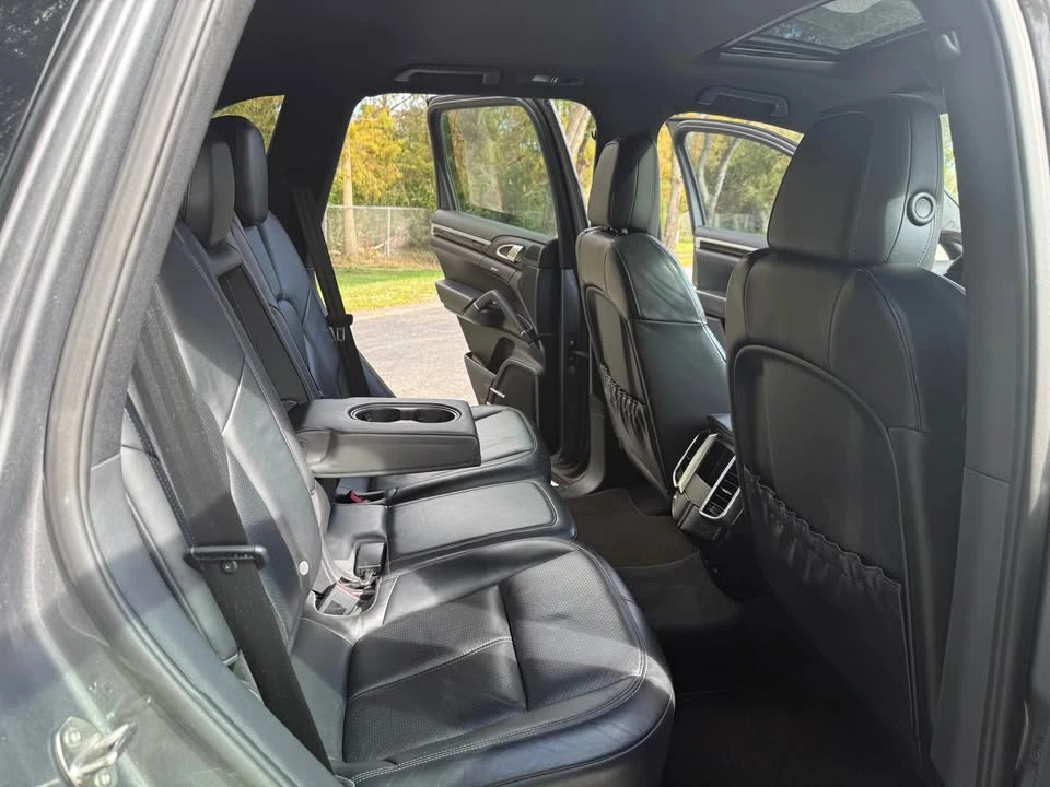 2012 Porsche 958 Cayenne - Image 13 of 17