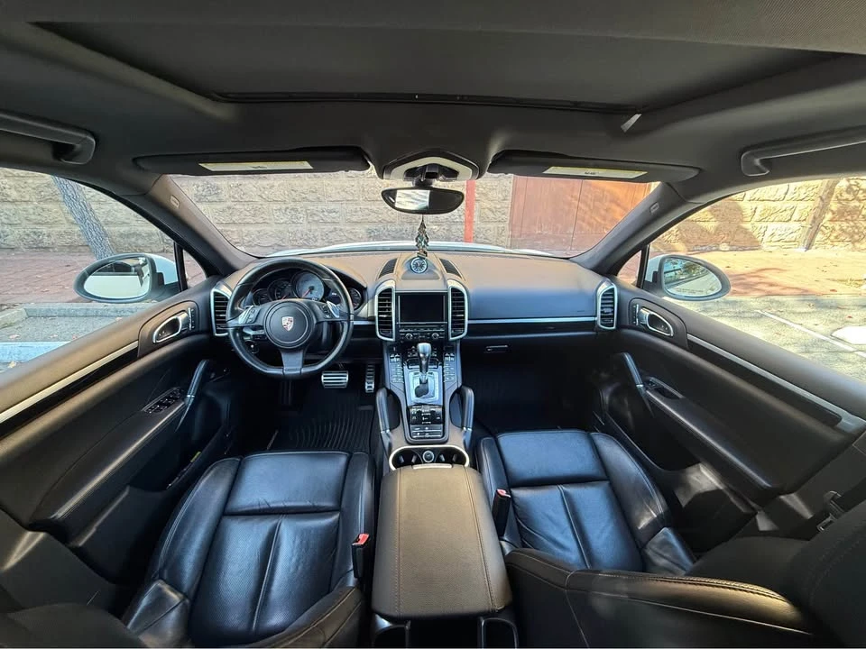 2012 Porsche 958 Cayenne S - Image 12 of 15