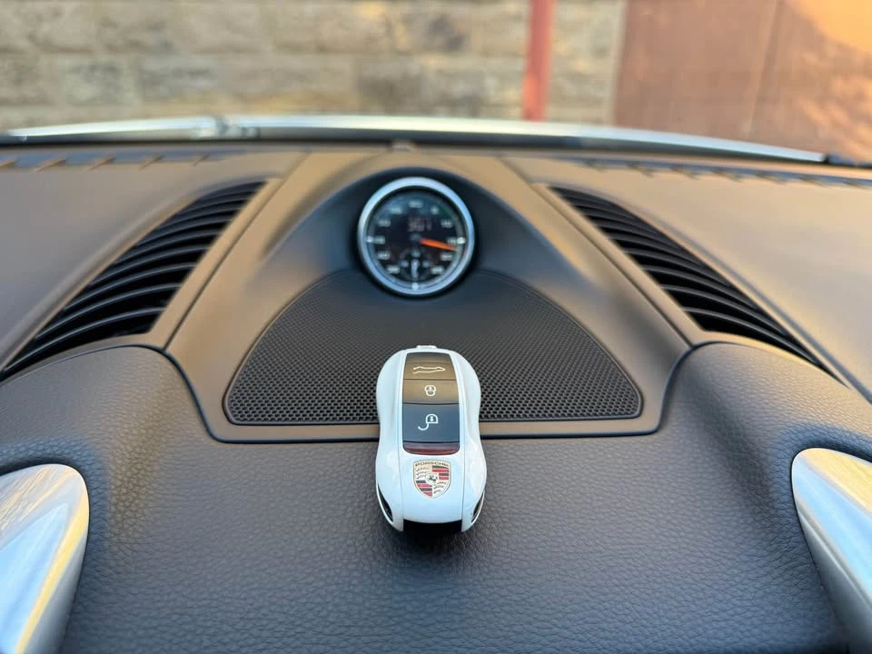 2012 Porsche 958 Cayenne S - Image 13 of 15