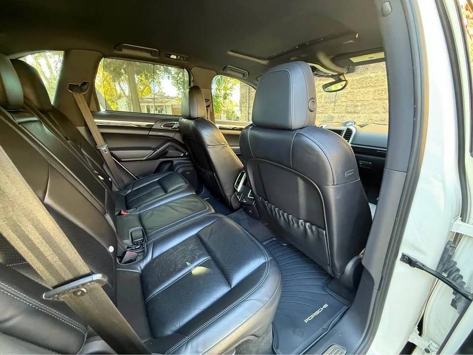 2012 Porsche 958 Cayenne S - Image 10 of 15