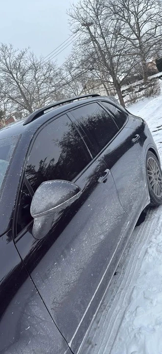 2012 Porsche 958 Cayenne S - Image 3 of 6