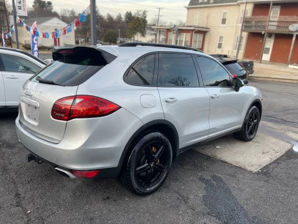 2012 Porsche 958 Cayenne S - Image 3 of 13