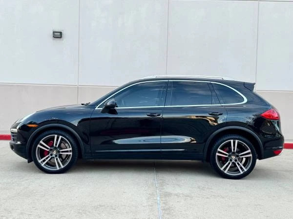 2012 Porsche 958 Cayenne S - Image 2 of 21