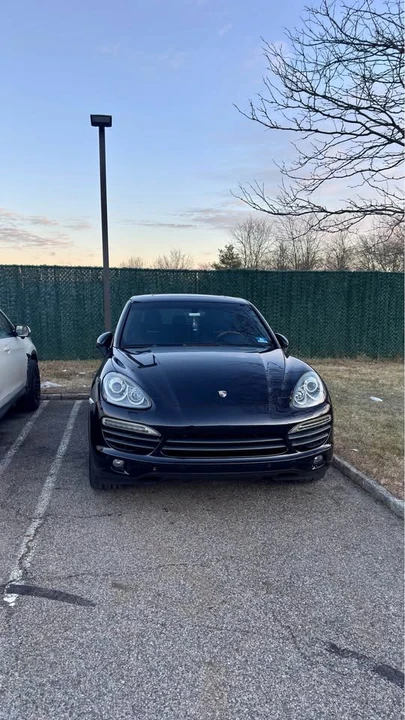 2012 Porsche 958 Cayenne S - Image 10 of 15