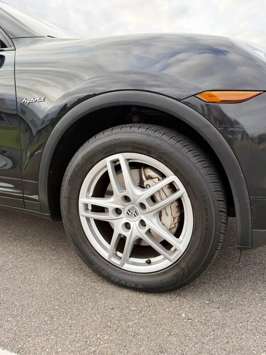 2012 Porsche 958 Cayenne S - Image 13 of 15