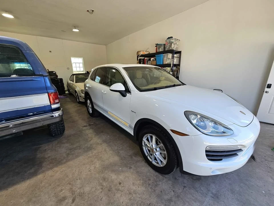 2012 Porsche 958 Cayenne - Image 16 of 20