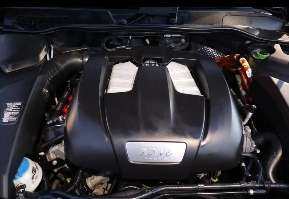2012 Porsche 958 Cayenne - Image 17 of 17