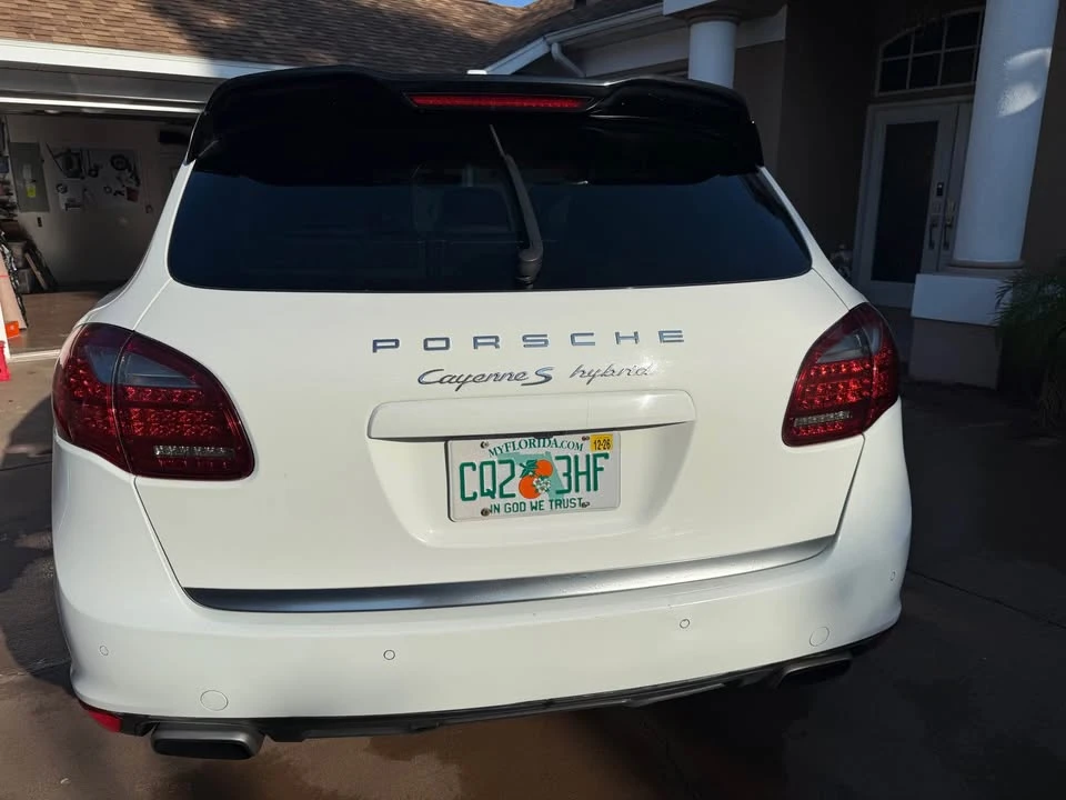2012 Porsche 958 Cayenne S - Image 3 of 14