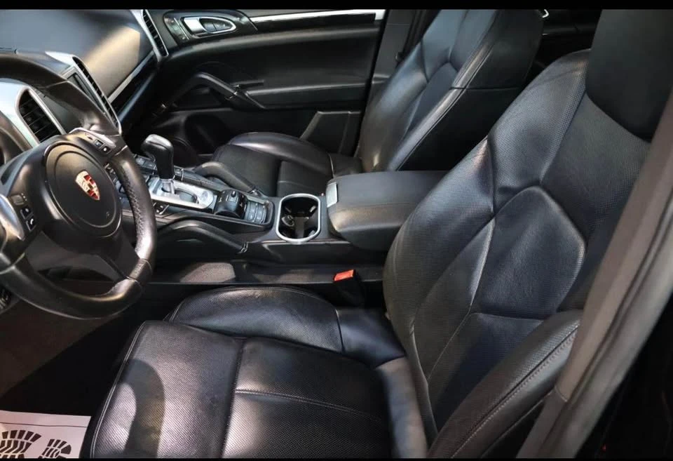 2012 Porsche 958 Cayenne - Image 15 of 17