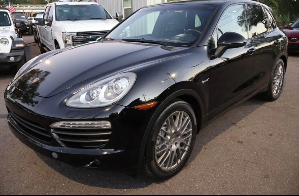 2012 Porsche 958 Cayenne - Image 6 of 17