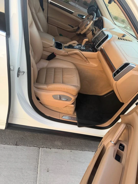 2012 Porsche 958 Cayenne S - Image 11 of 11