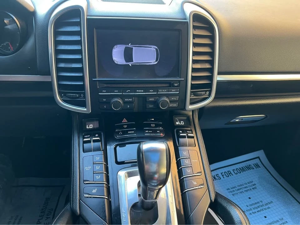 2012 Porsche 958 Cayenne S - Image 9 of 9