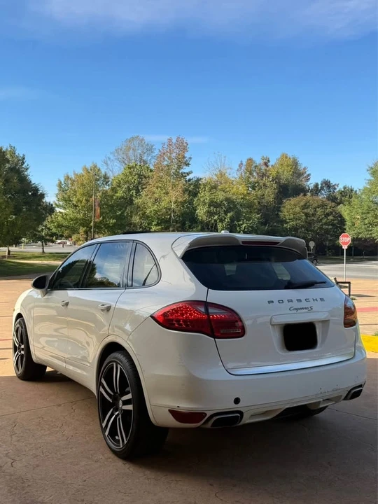 2012 Porsche 958 Cayenne S - Image 17 of 17