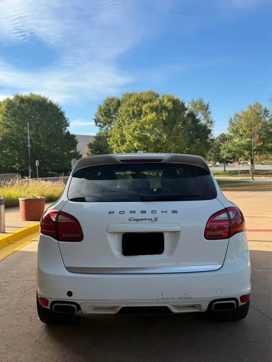 2012 Porsche 958 Cayenne S - Image 6 of 17